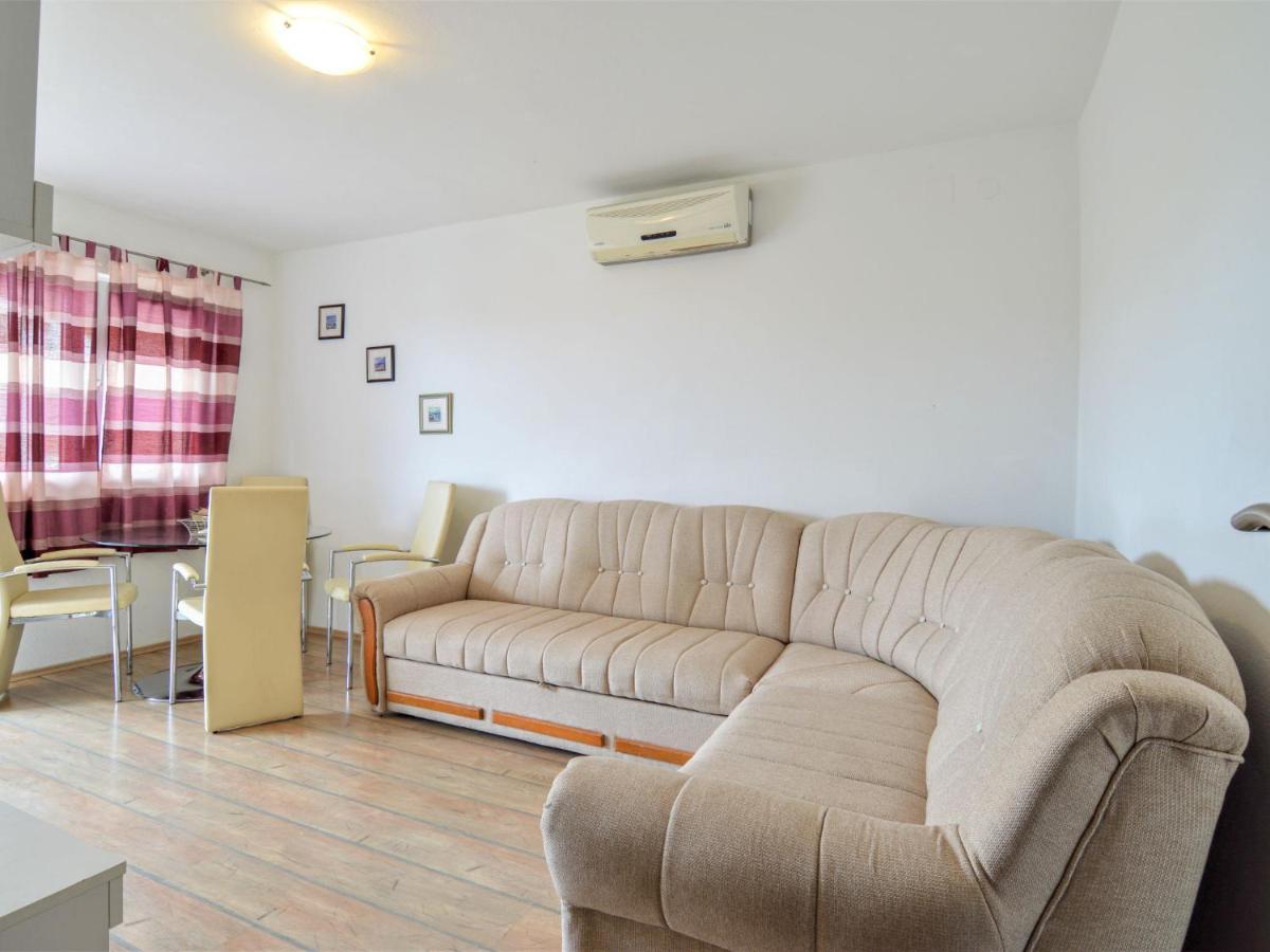 Apartment Josip - Vod202 By Interhome ตรีบูนย์ ภายนอก รูปภาพ